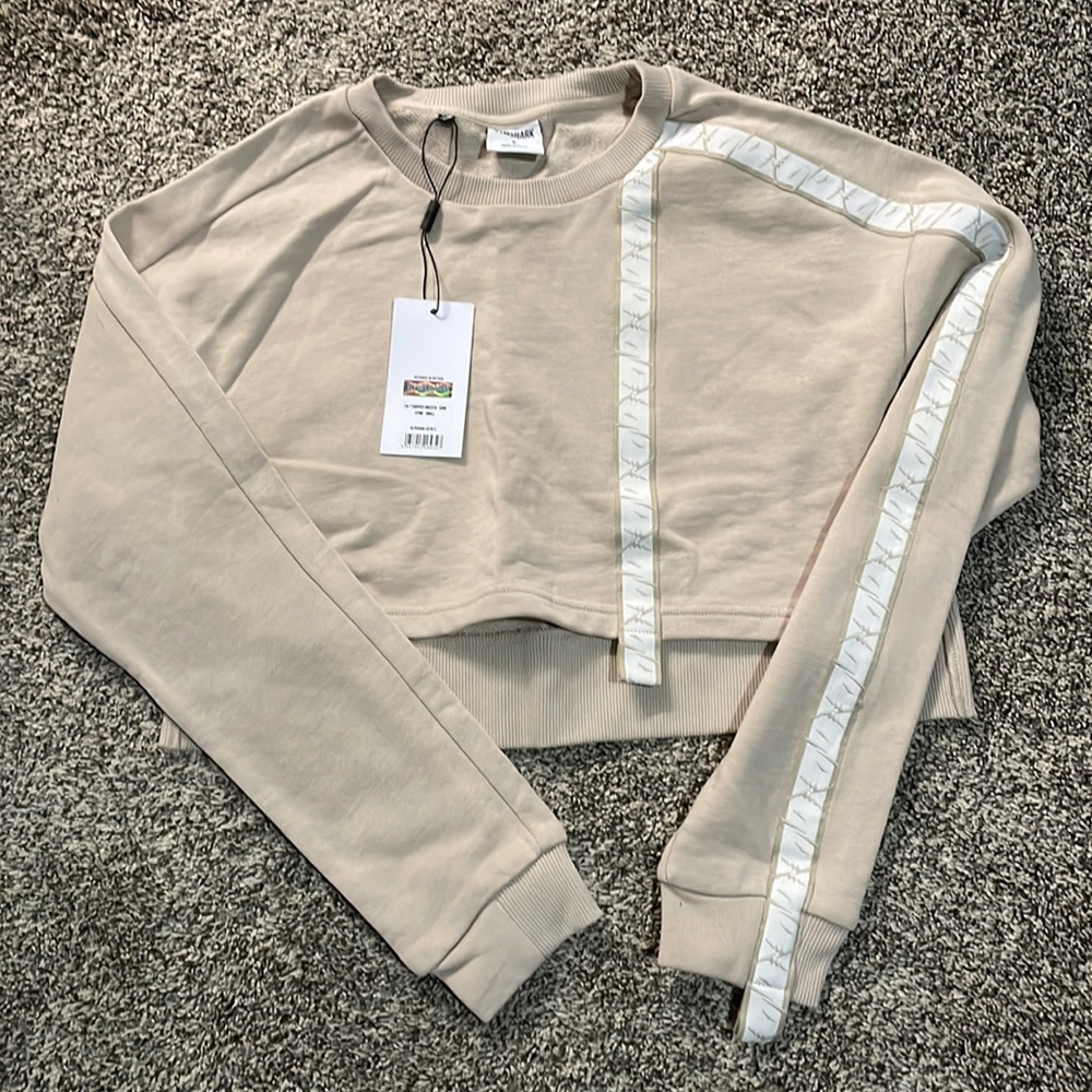 Small Gymshark Crop sweatshirt